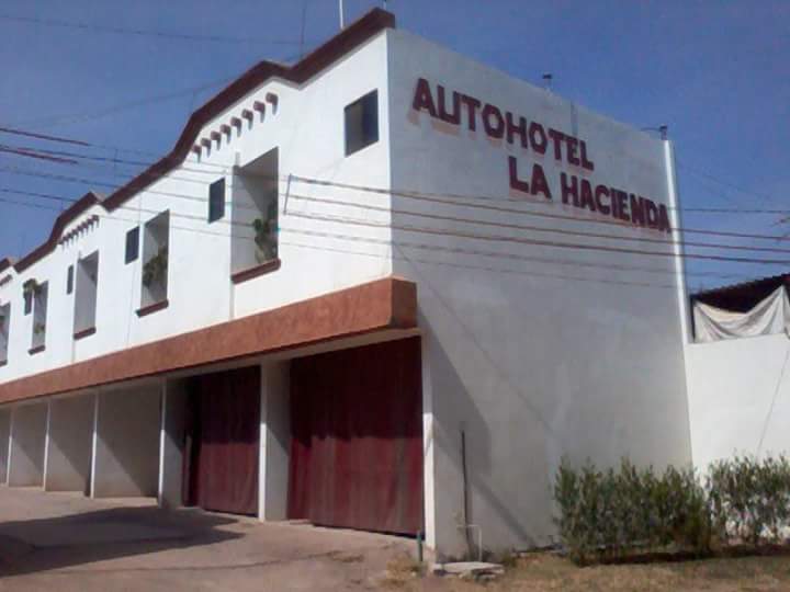 Hotel Autohotel La Hacienda