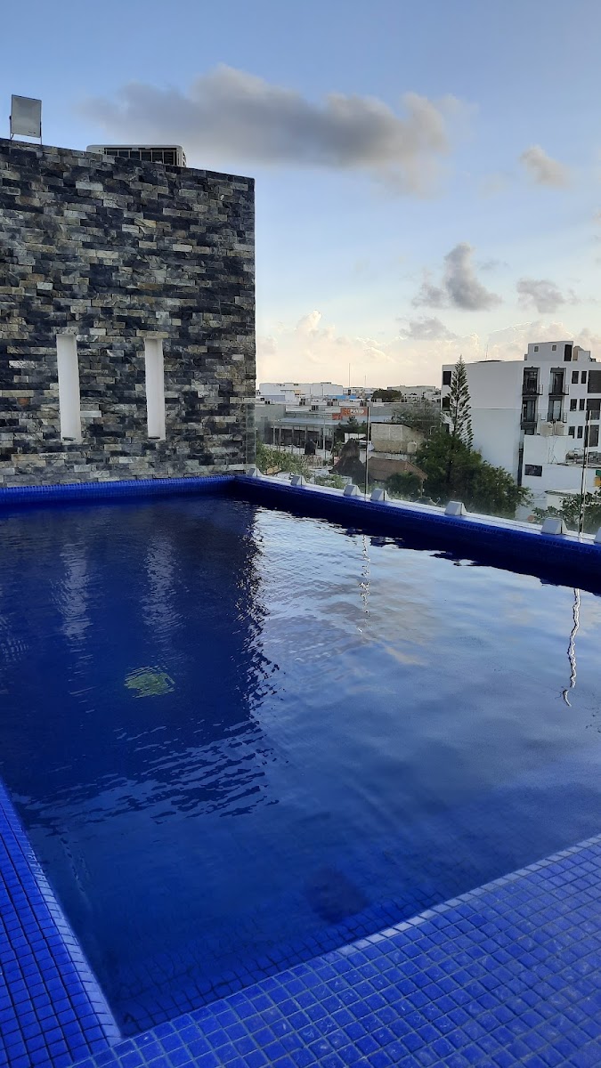 Mow Hotel & Residences