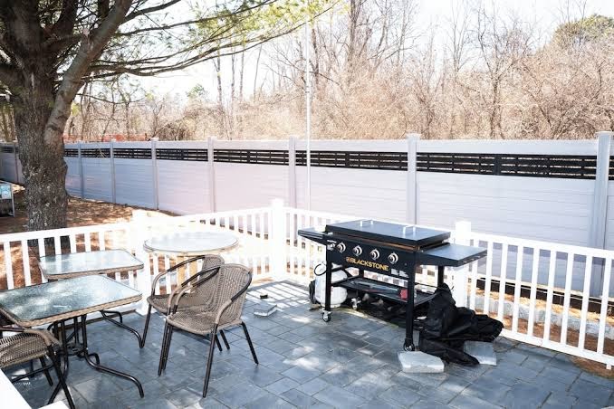 Capri Inn and Suites