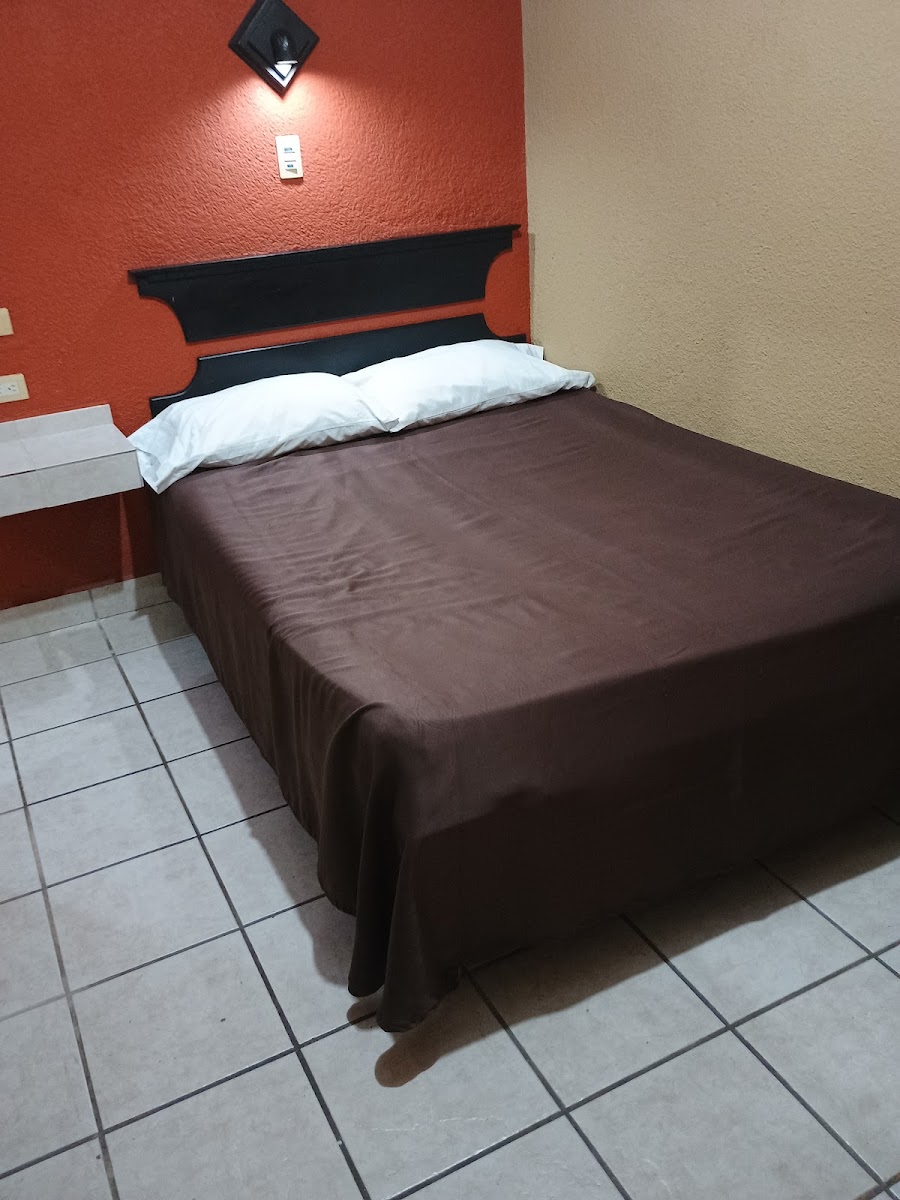 Room 8