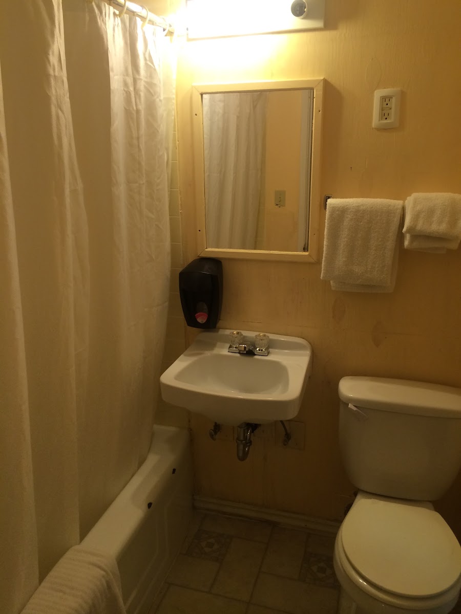 Room 8