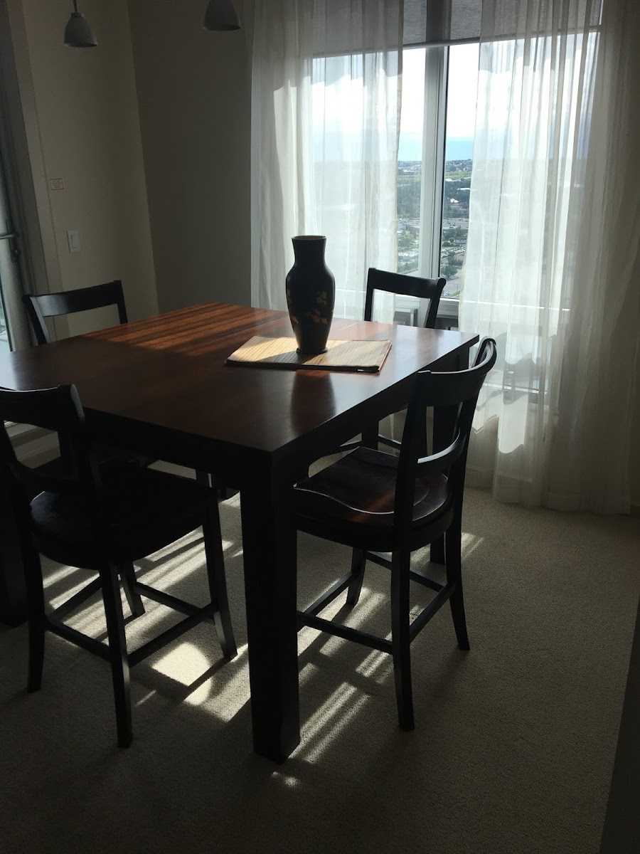 Room 8