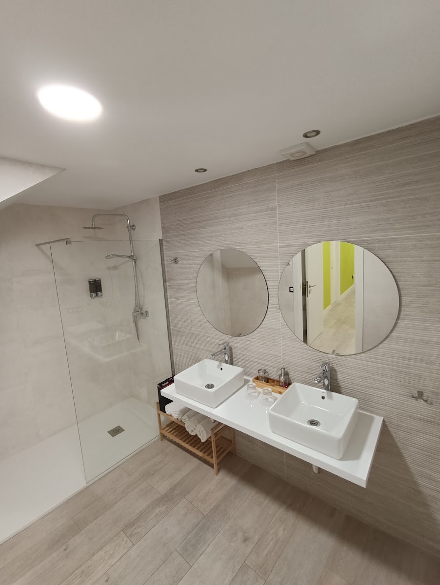 Room 5