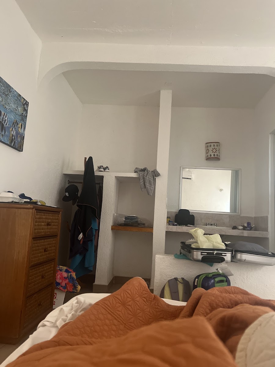Room 8