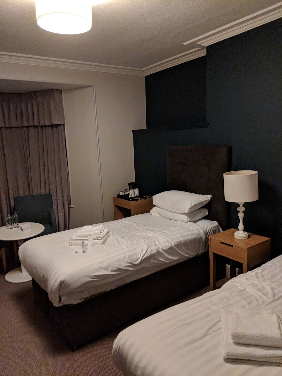 Room 9