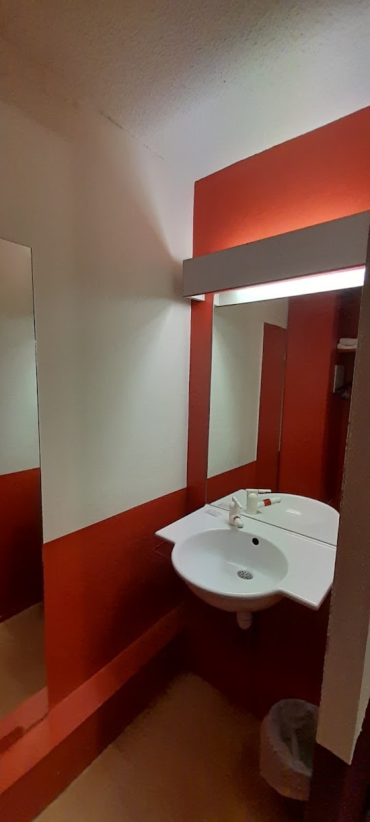 Room 5