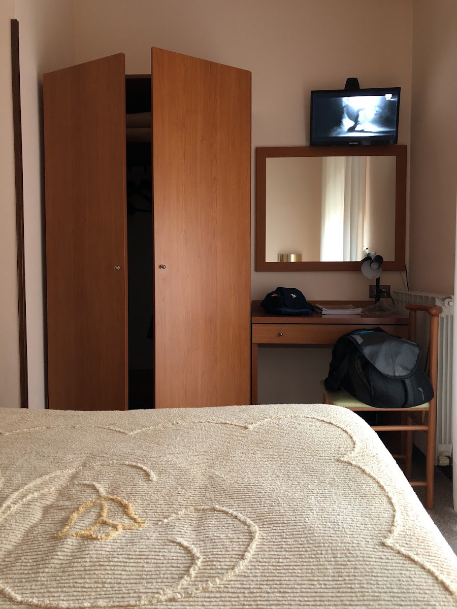 Room 5