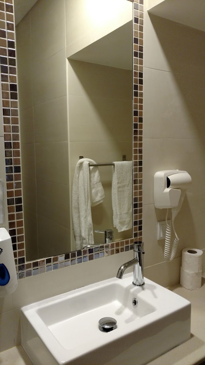 Room 7