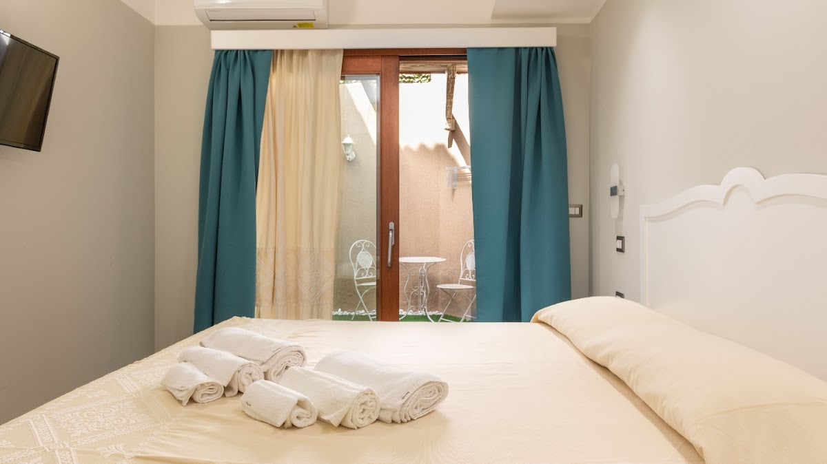 Room 1
