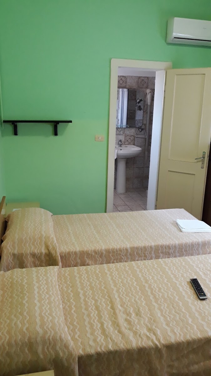 Room 1