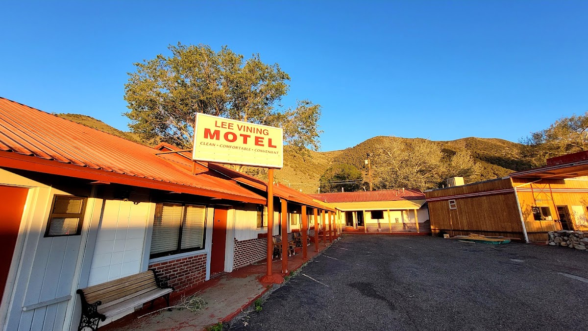 Lee Vining Motel