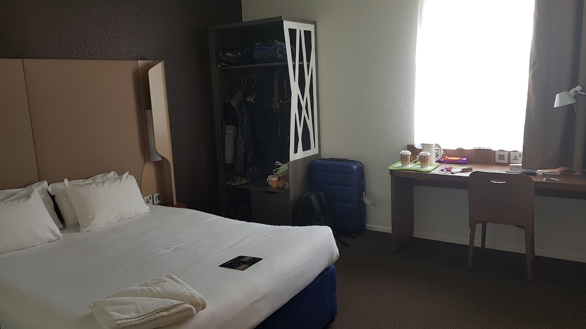 Room 4