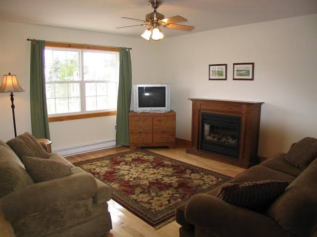 Room 8