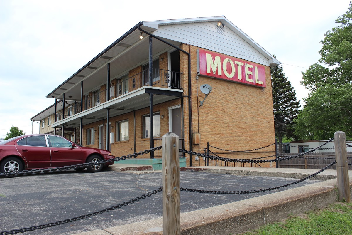 Lazy T Motel
