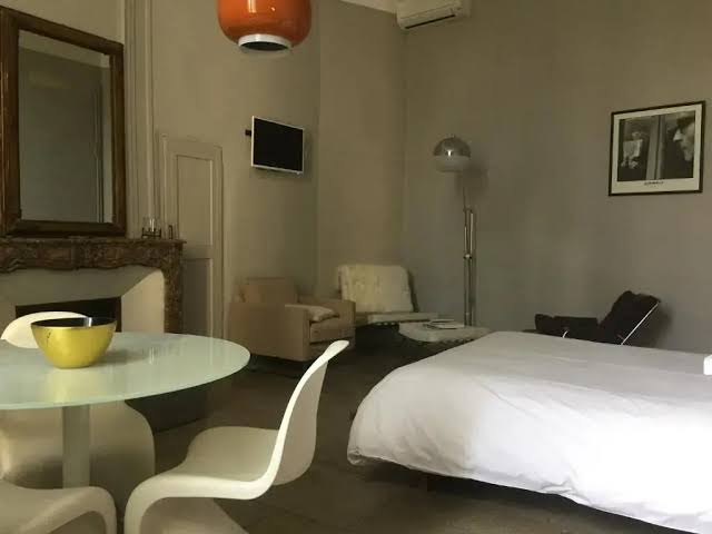 Room 4