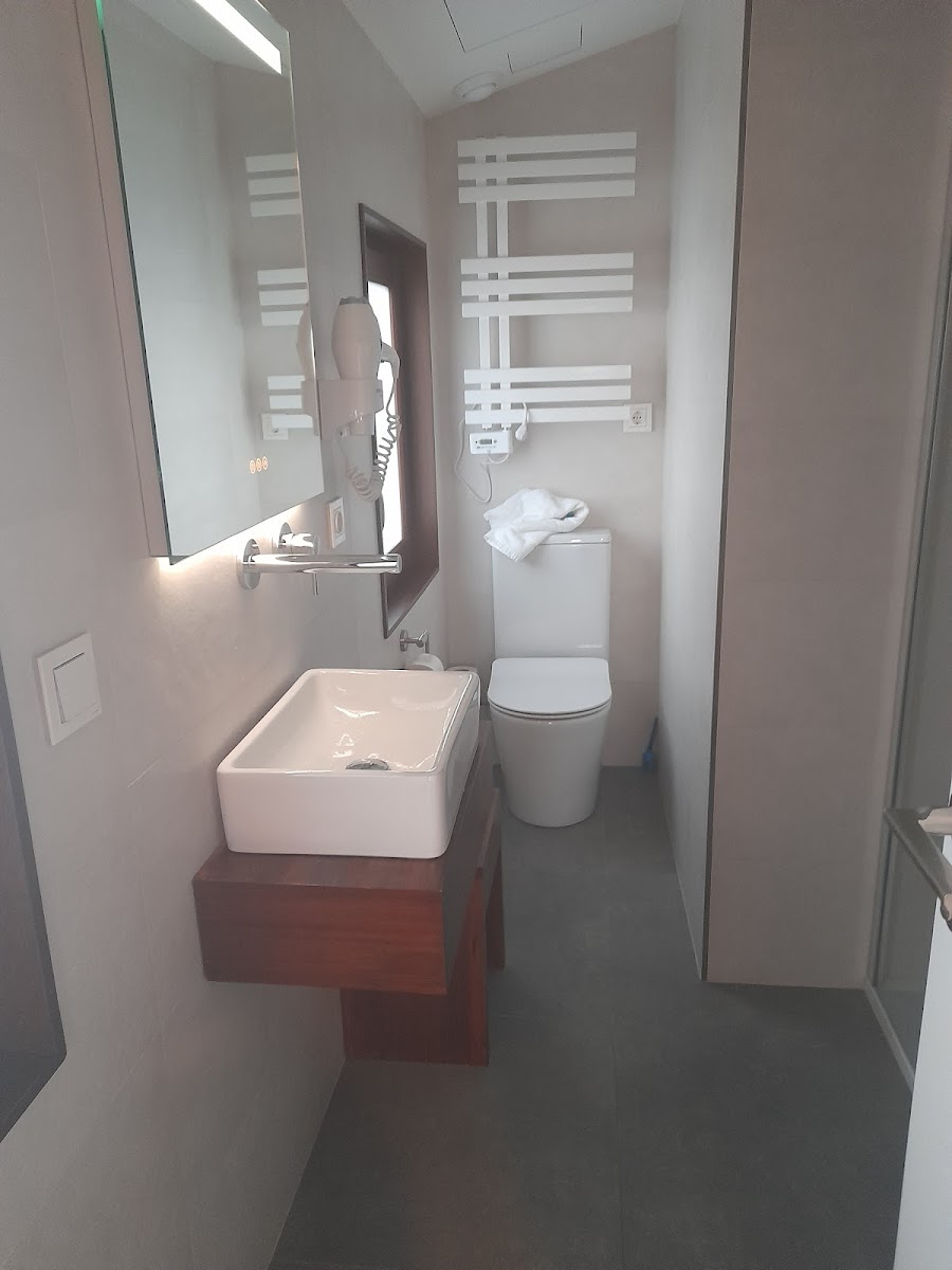 Room 6
