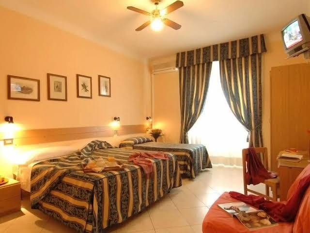 Room 1