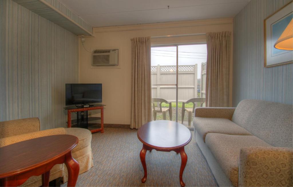 Room 9
