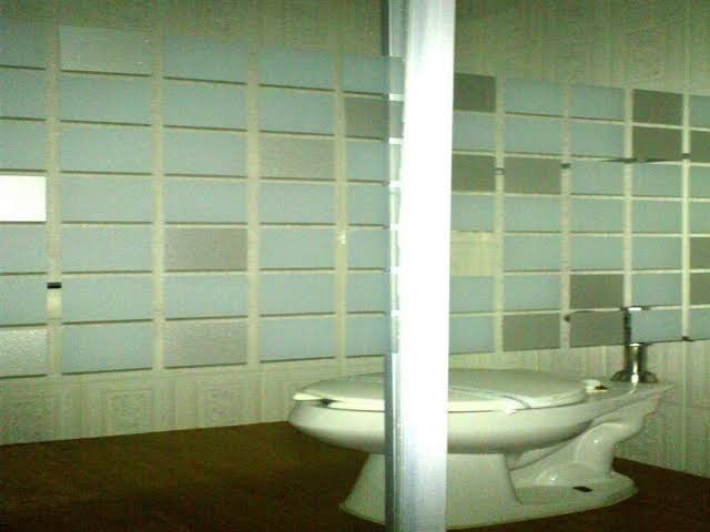 Room 8