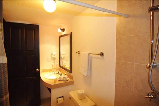 Room 8