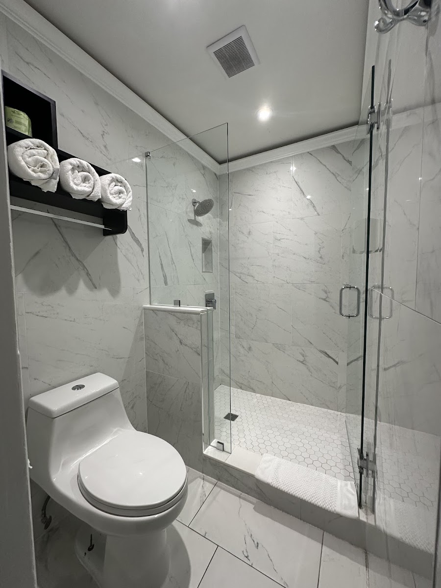 Room 8
