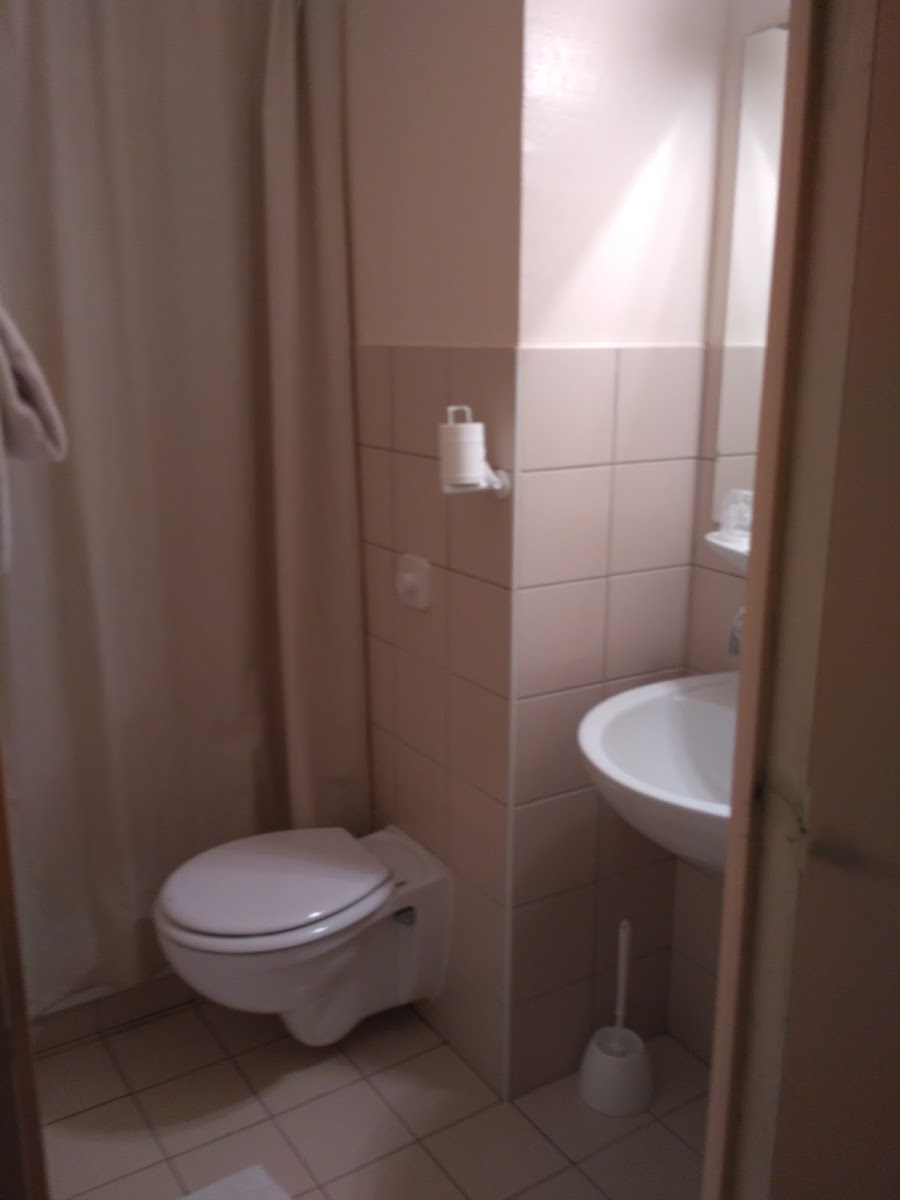 Room 7