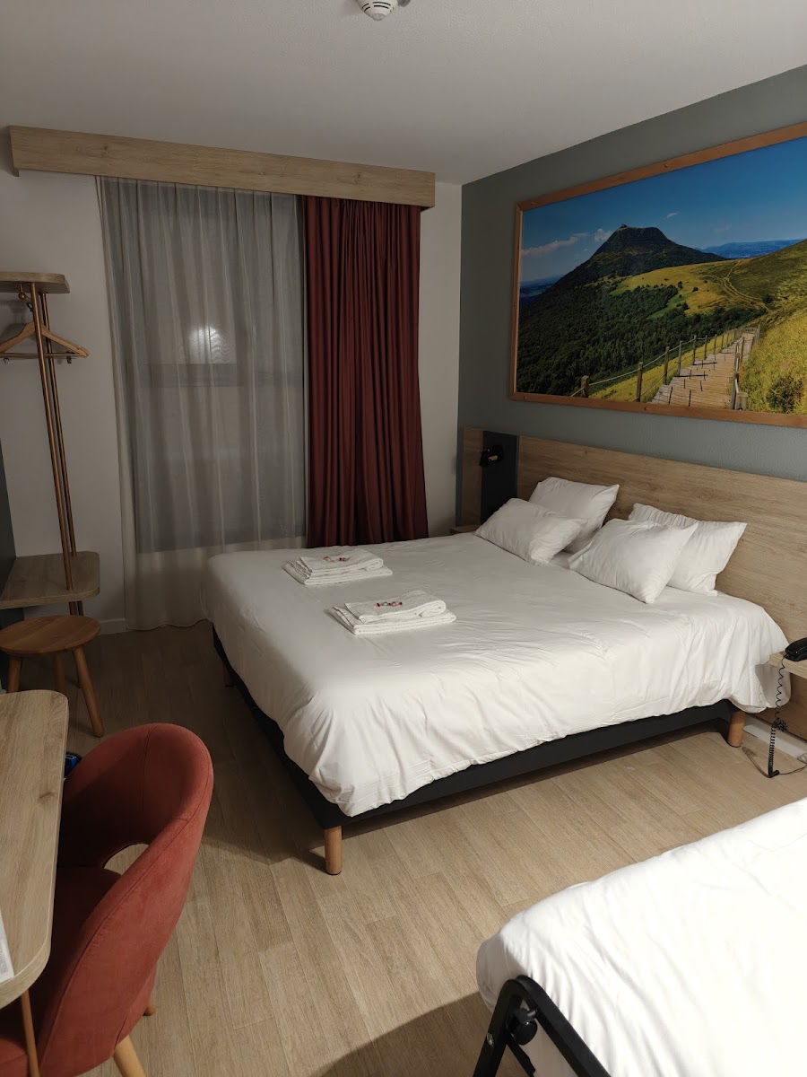 Room 9