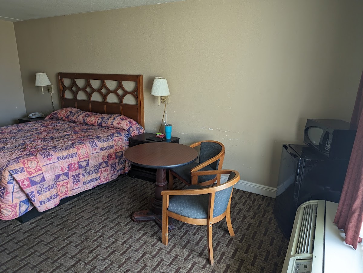 Room 8