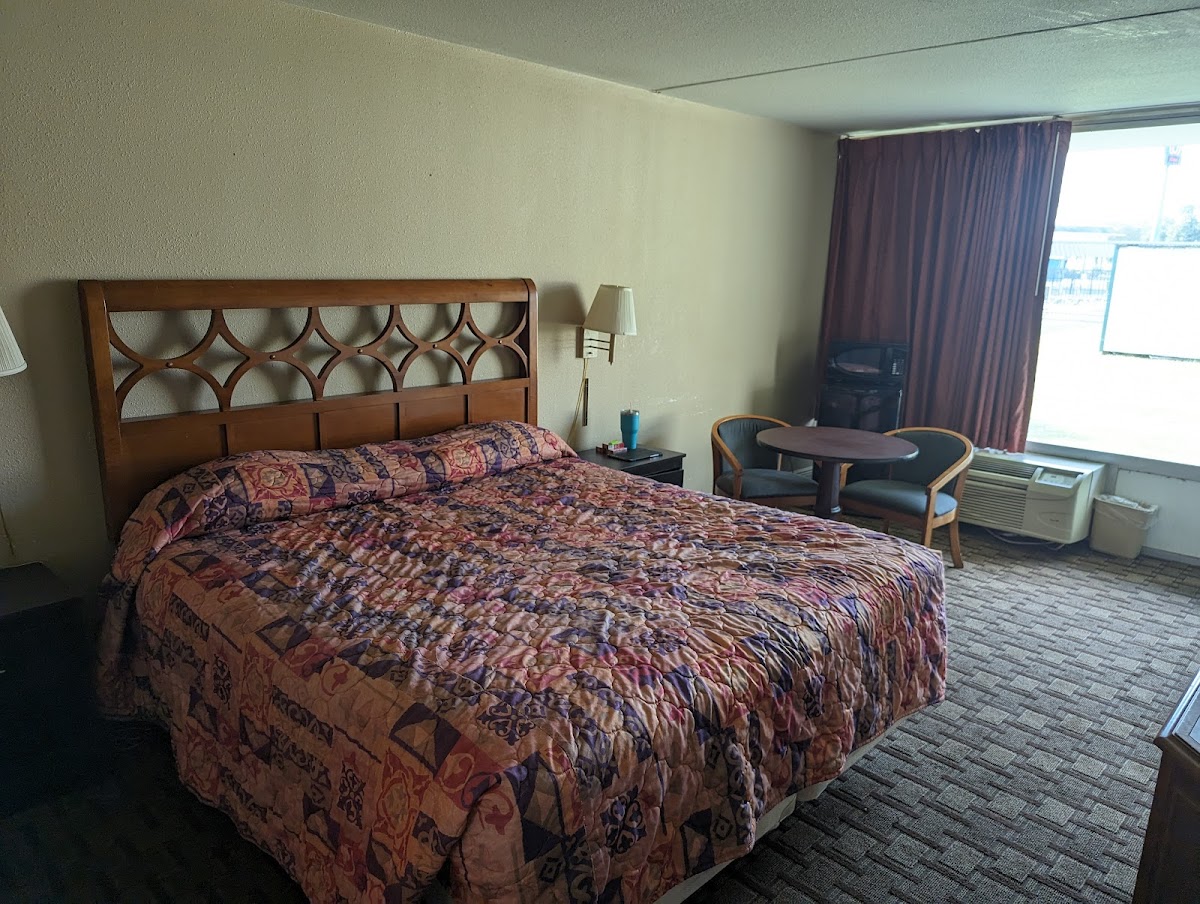 Room 9