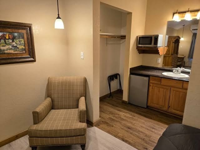 Room 4