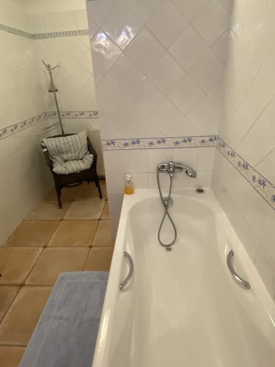 Room 6