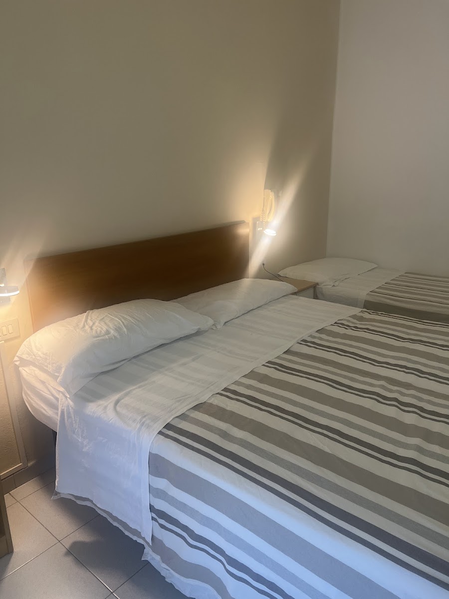 Room 4