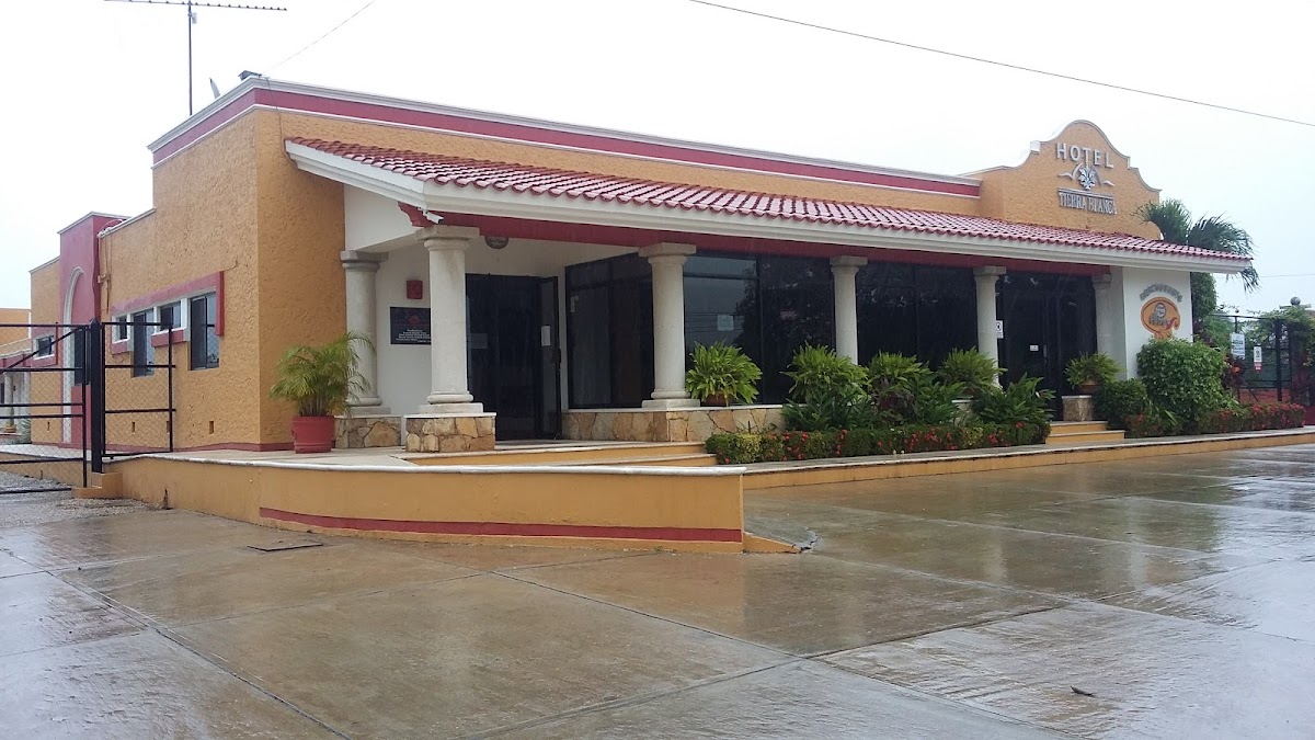 Hotel Tierra Blanca