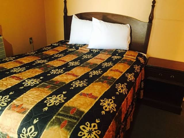 Room 8