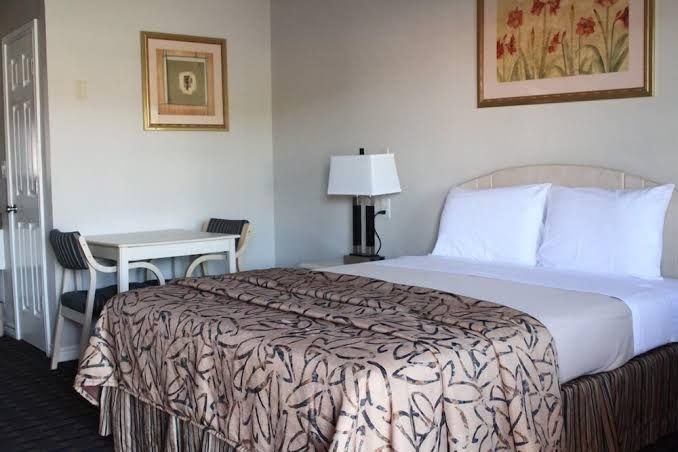 Room 10