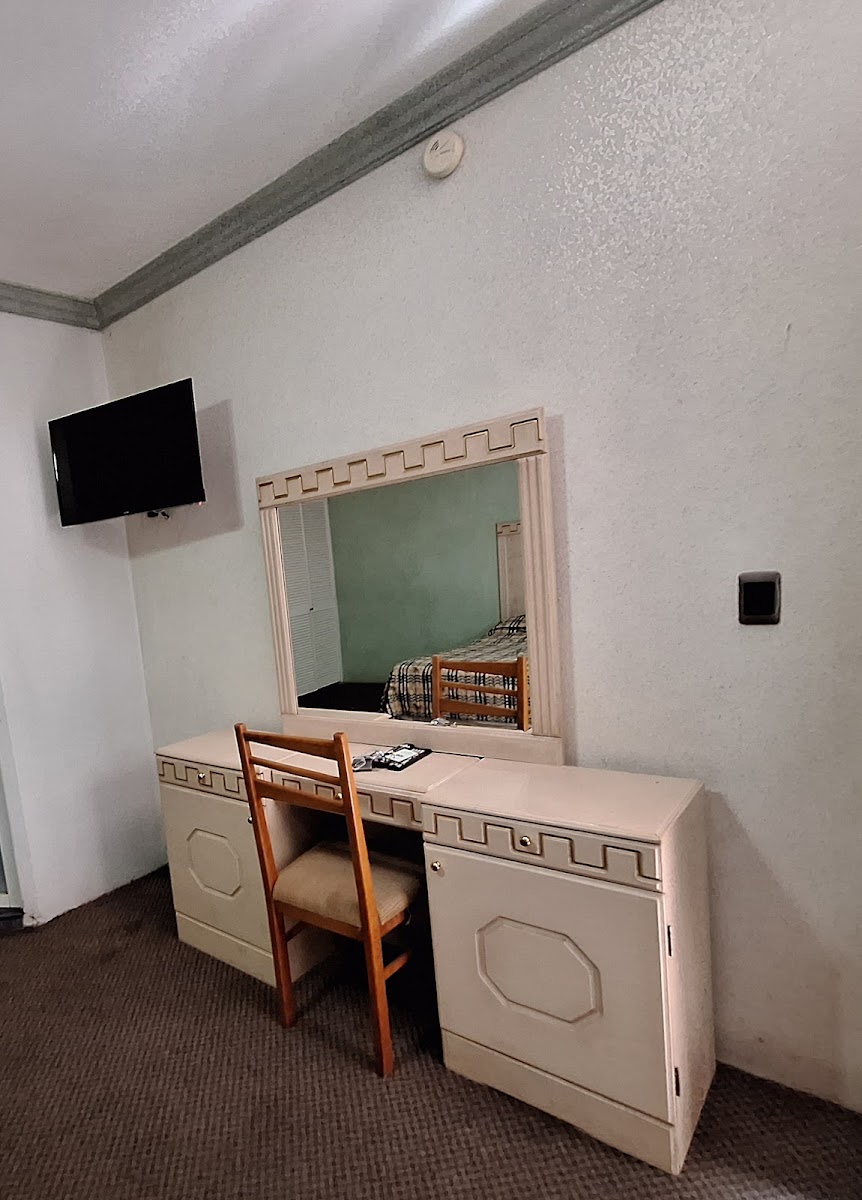 Room 6