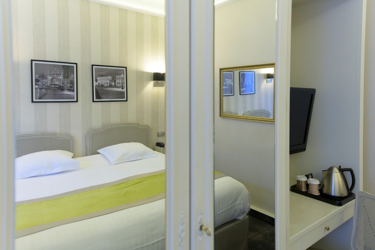Room 5