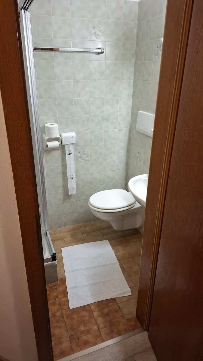 Room 7