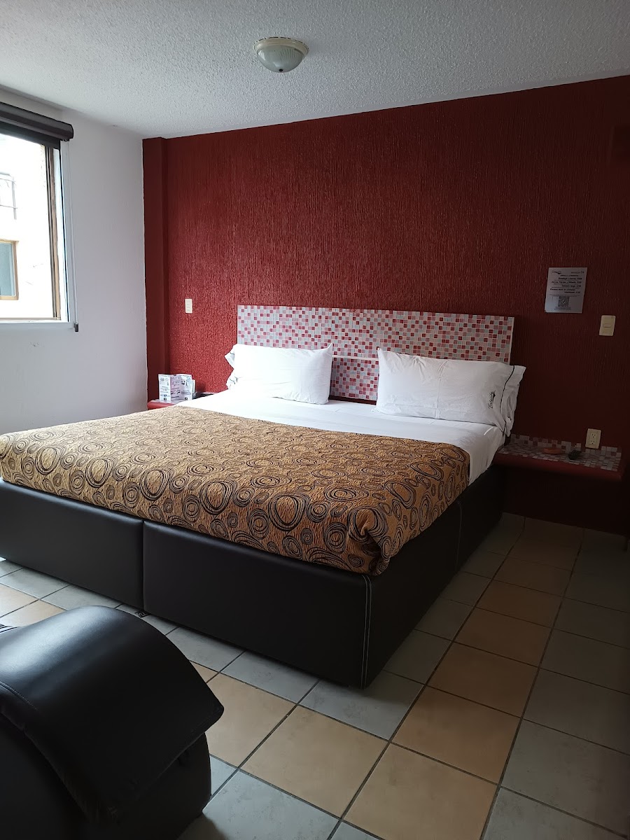 Room 8