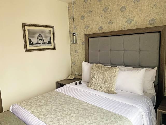 Room 7