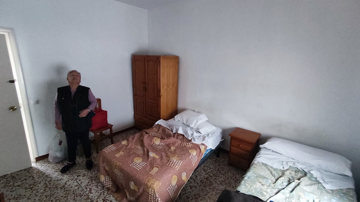 Room 9