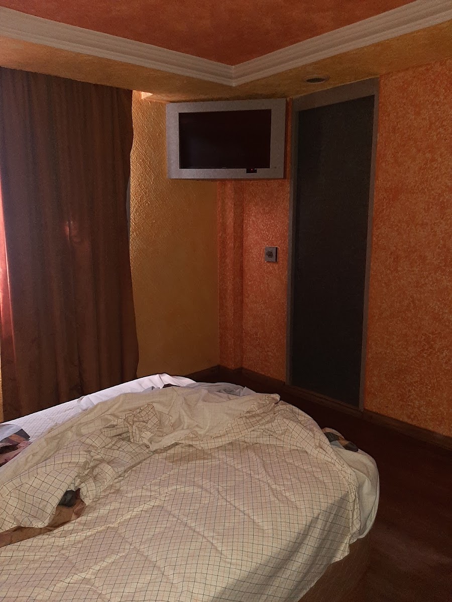 Room 3