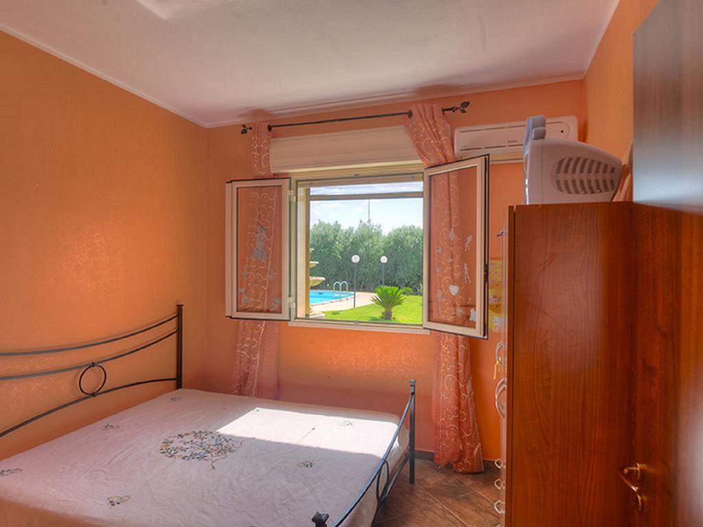 Room 4