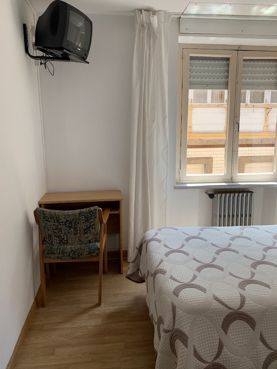 Room 4