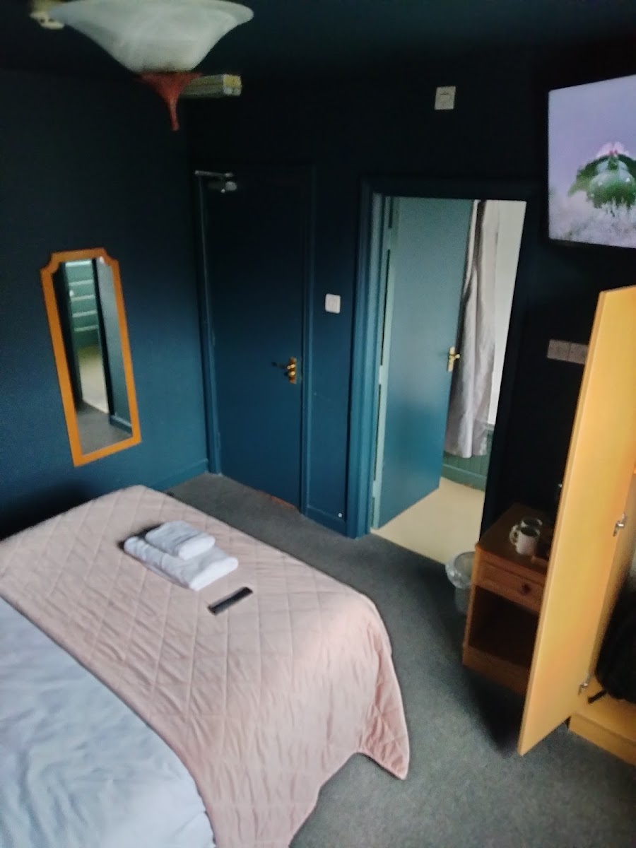 Room 6