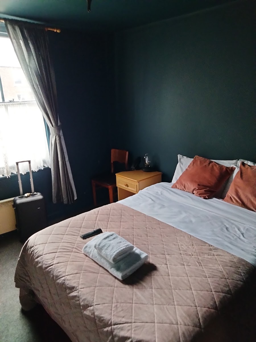 Room 7