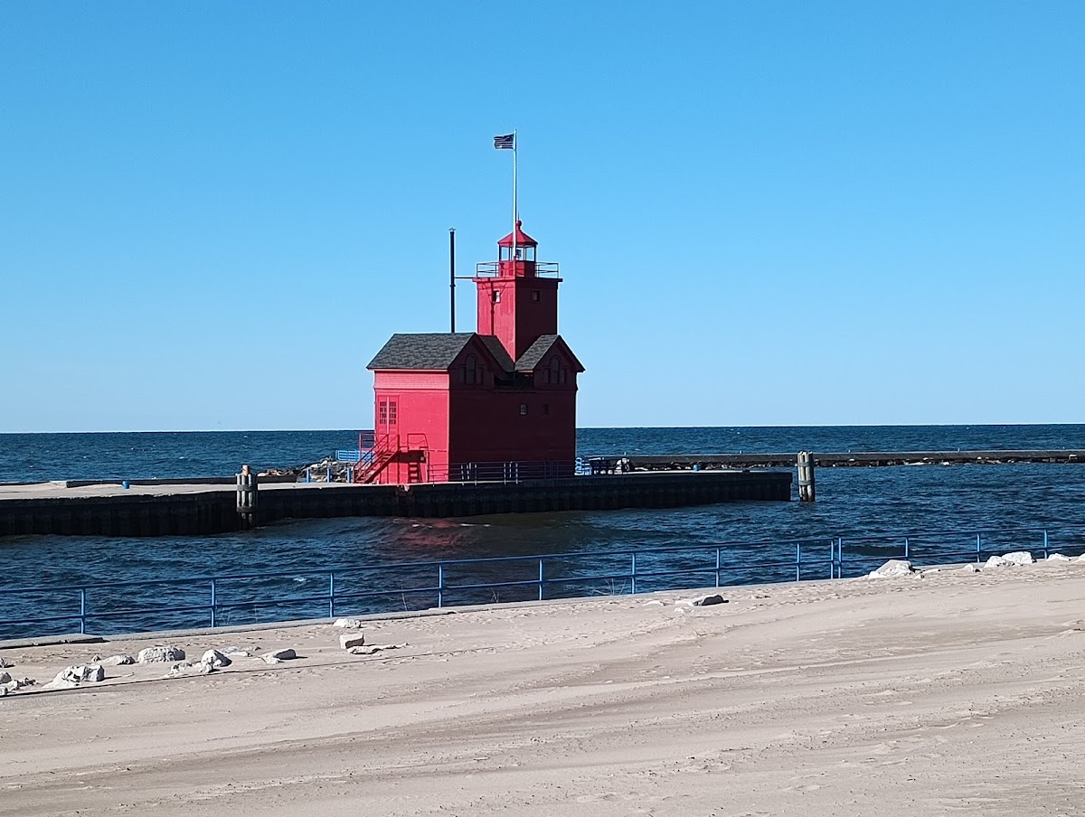 Holland State Park - Macatawa Campground