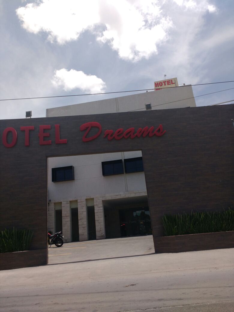 Hotel Dreams