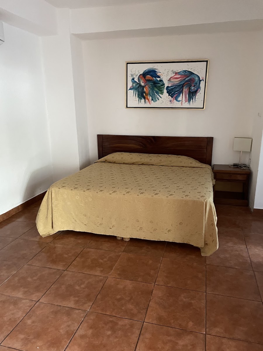 Room 9