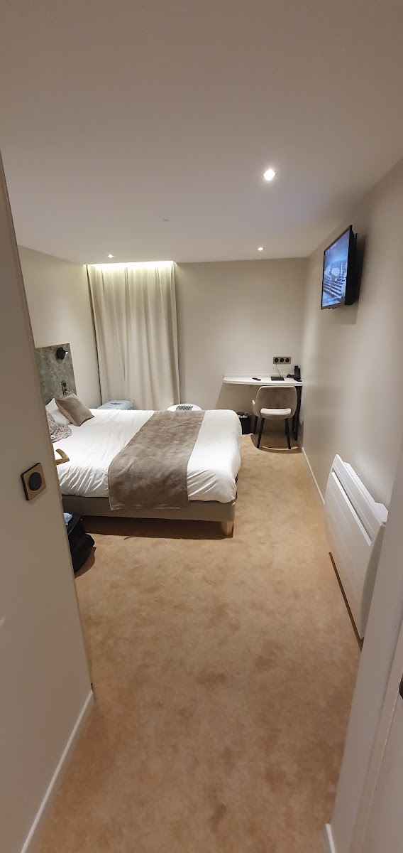 Room 7
